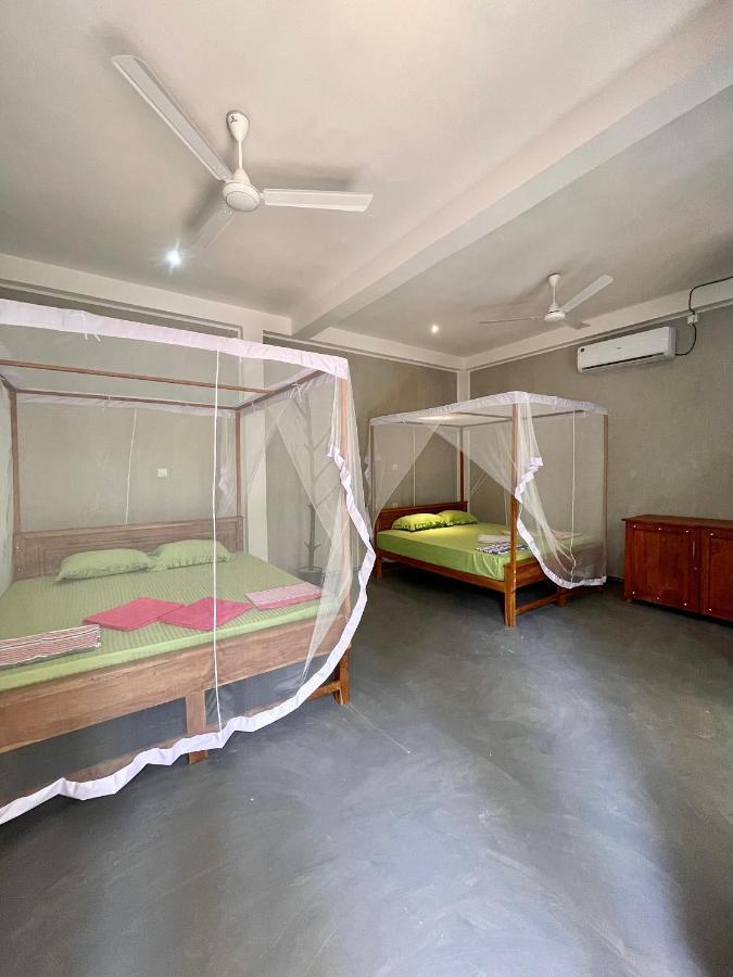 Jungle Escape Hiriketiya Hotel Диквела Екстериор снимка
