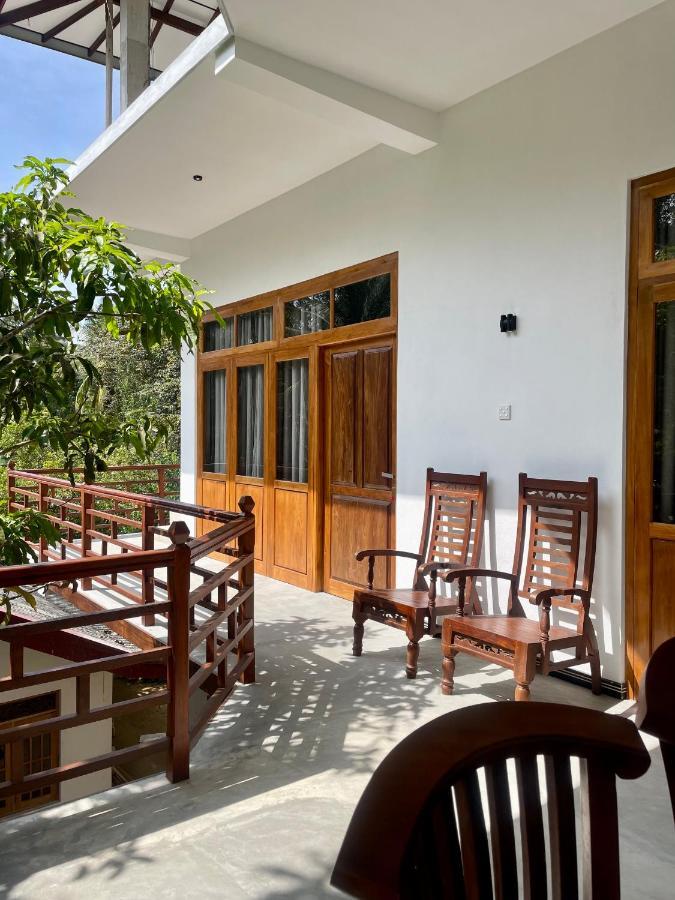Jungle Escape Hiriketiya Hotel Диквела Екстериор снимка
